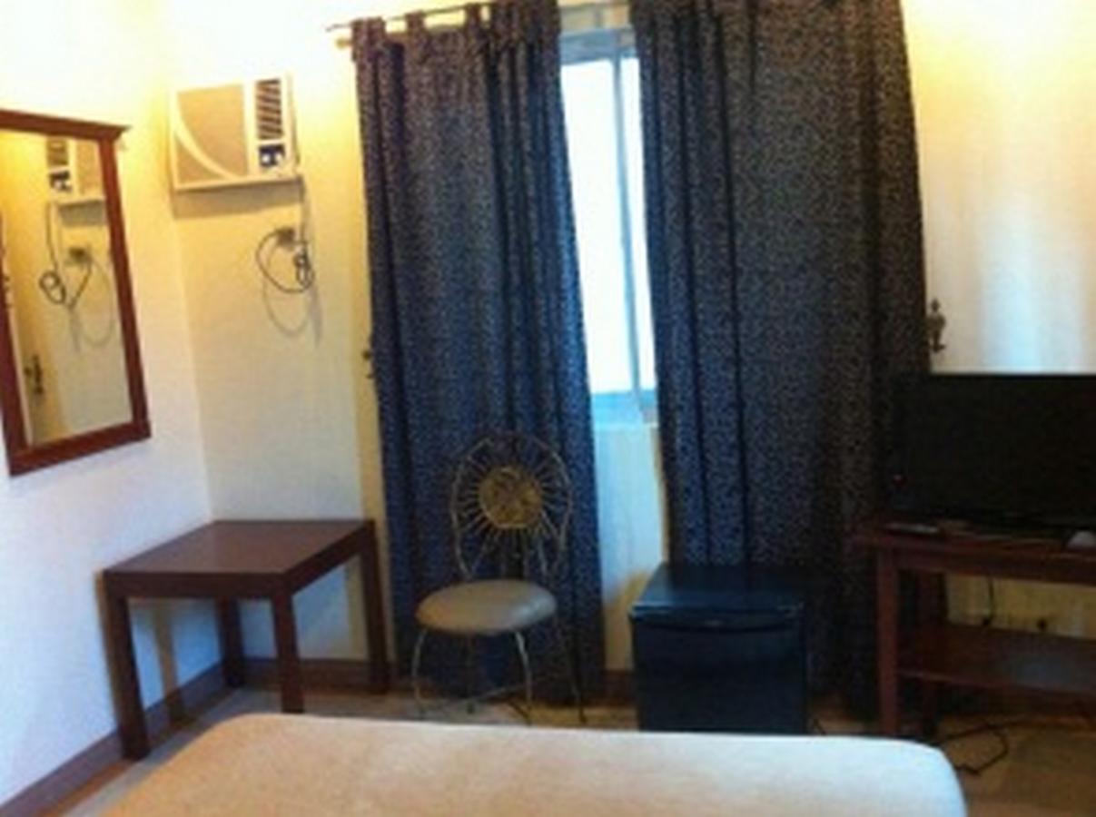 Balibago Villa Hotel Angeles Dış mekan fotoğraf