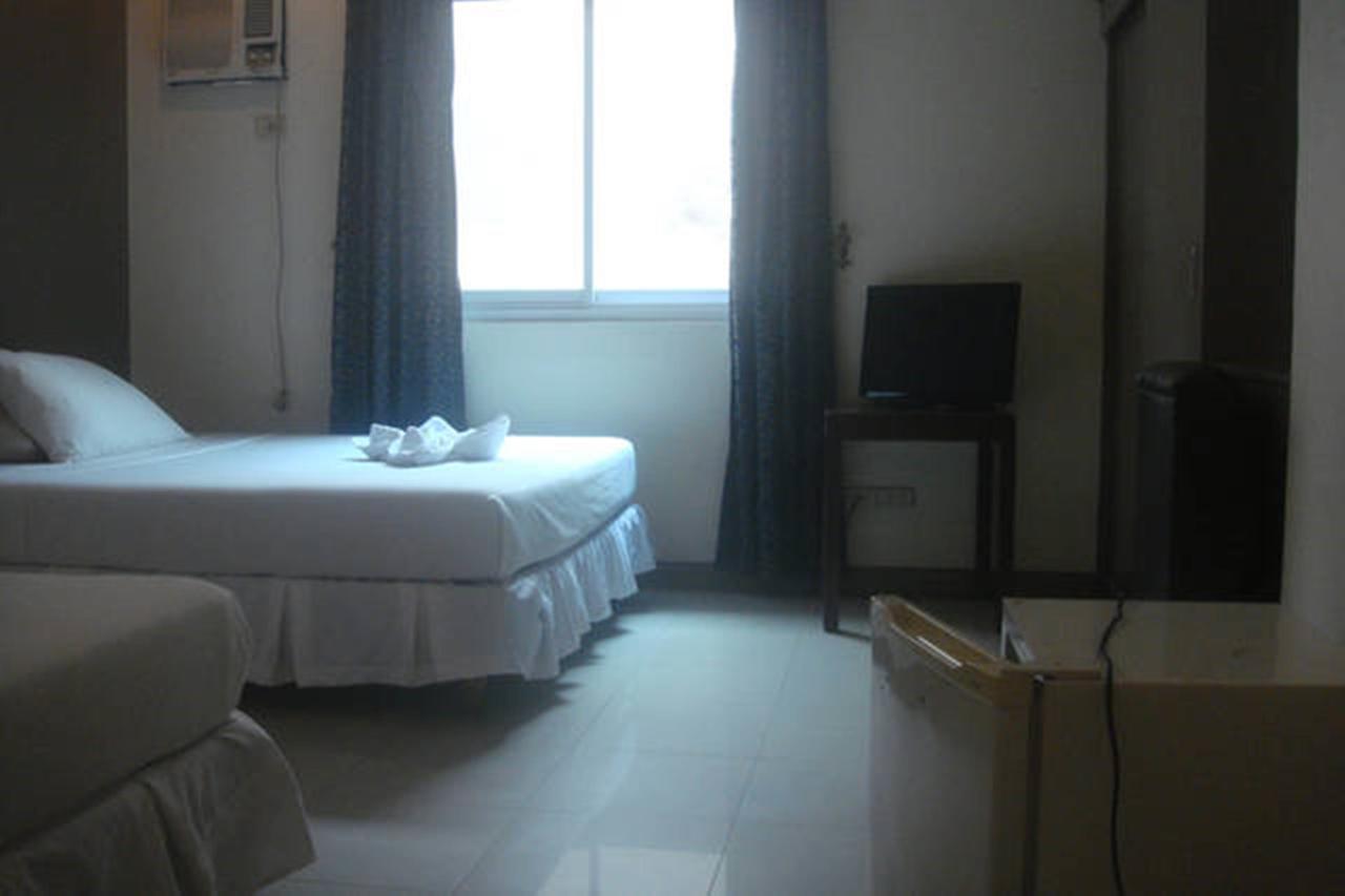 Balibago Villa Hotel Angeles Dış mekan fotoğraf