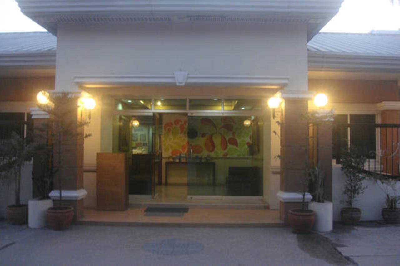 Balibago Villa Hotel Angeles Dış mekan fotoğraf