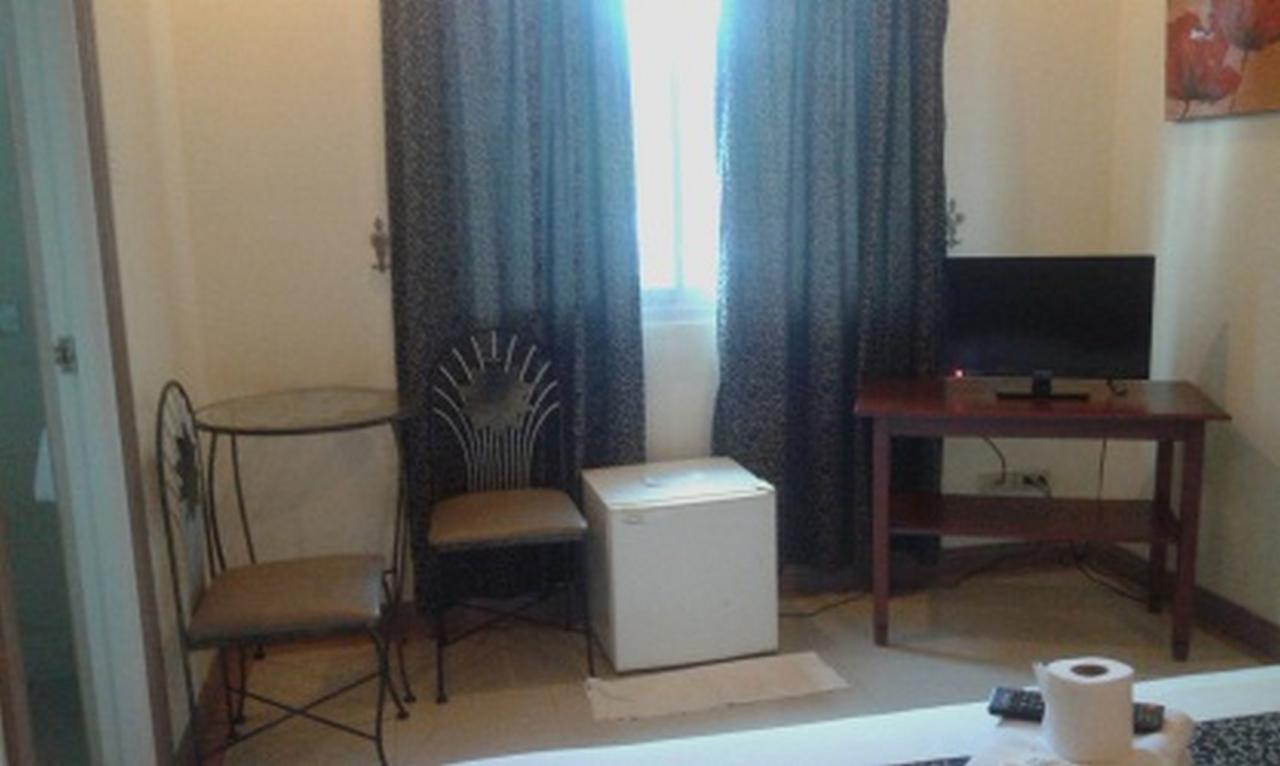 Balibago Villa Hotel Angeles Dış mekan fotoğraf